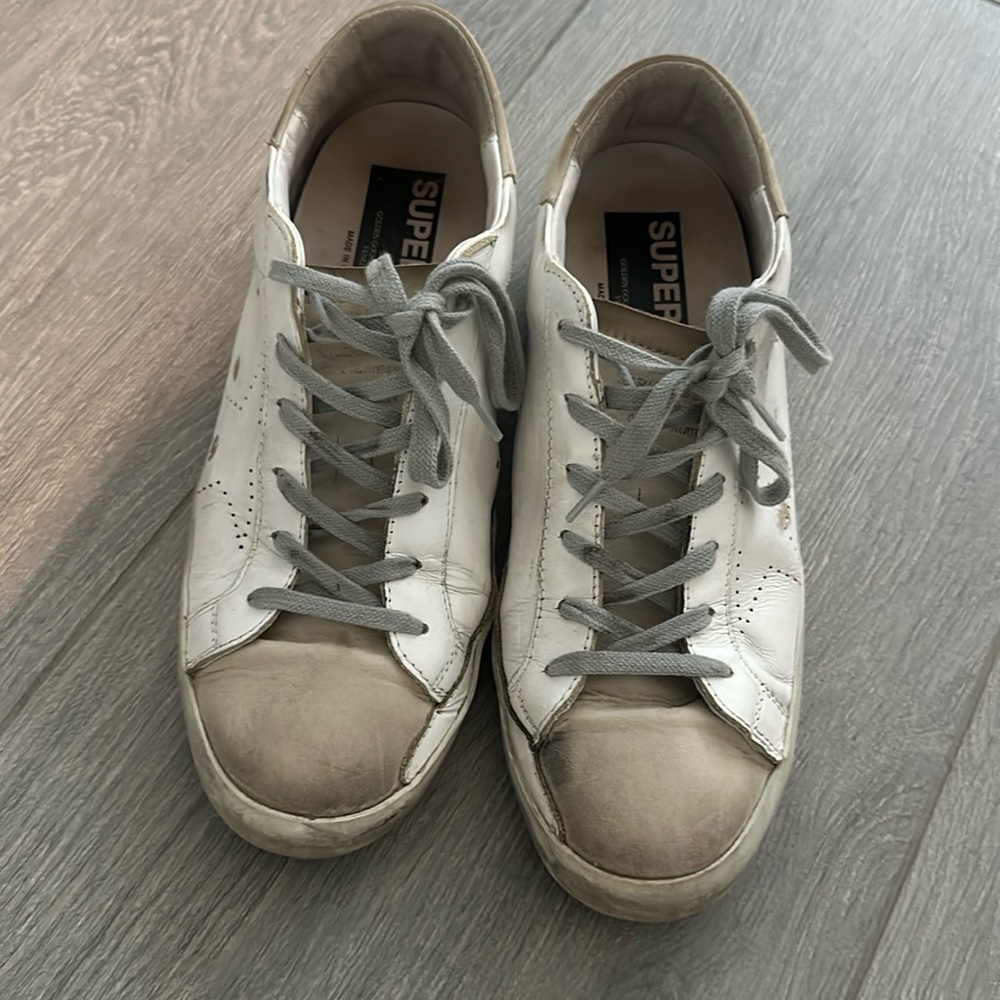Golden goose size 40- very good condition